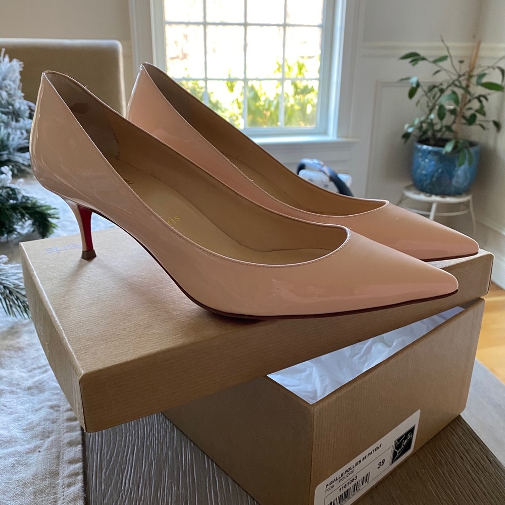 COPY - Christian Louboutin pigtalle follies kitte…